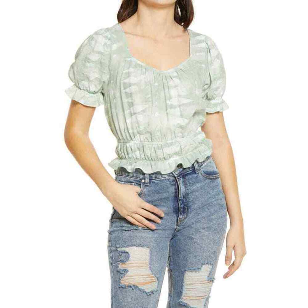 Good Luck Gem Short Sleeve Ruffle Top In Light Green Print Size L